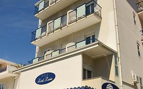 Hotel Karin